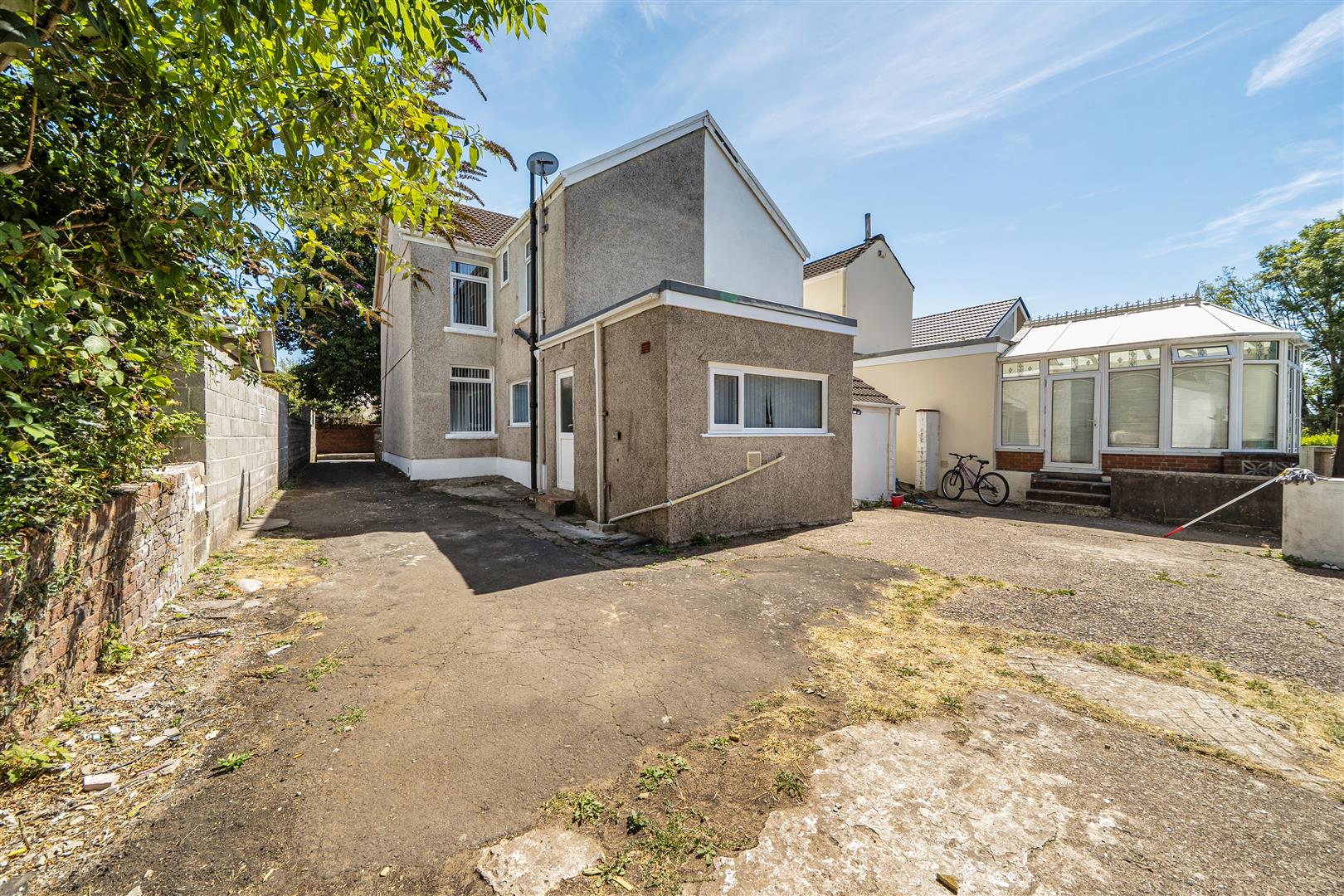 Ravenhill Road, Ravenhill, Swansea, SA5 5AN